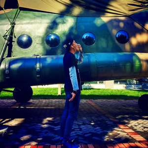 6P群体交乱男男群交
